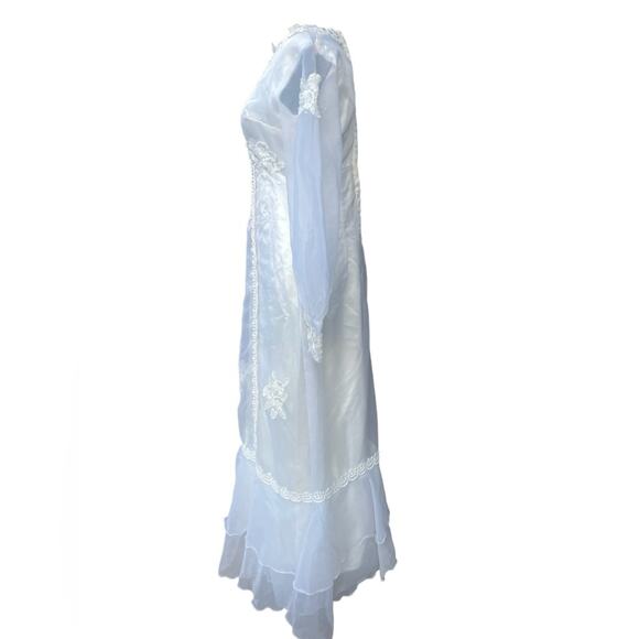 Vtg White Floral Lace Applique Handmade Sheer Sleeve Ruffle Bottom Wedding Dress - Picture 5 of 10